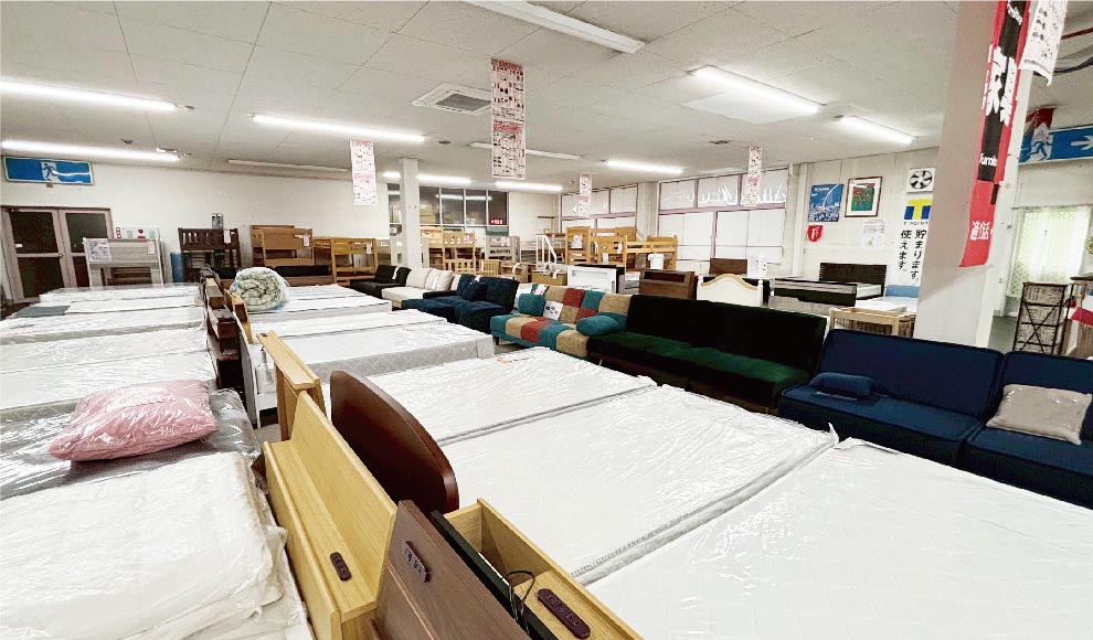 内山家具内観